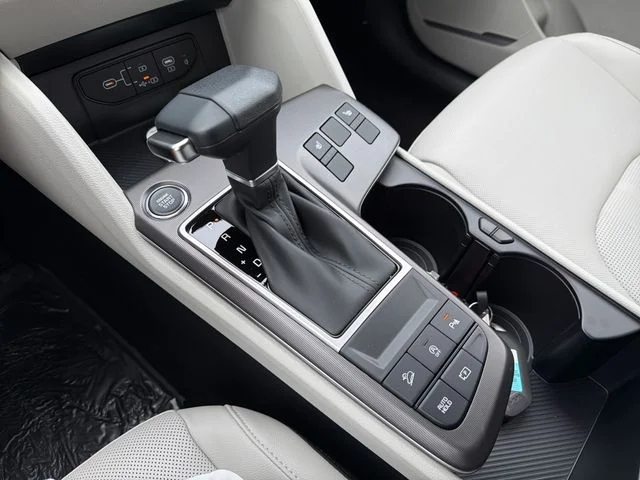 New 2026 Ebony Black Kia EX image 15