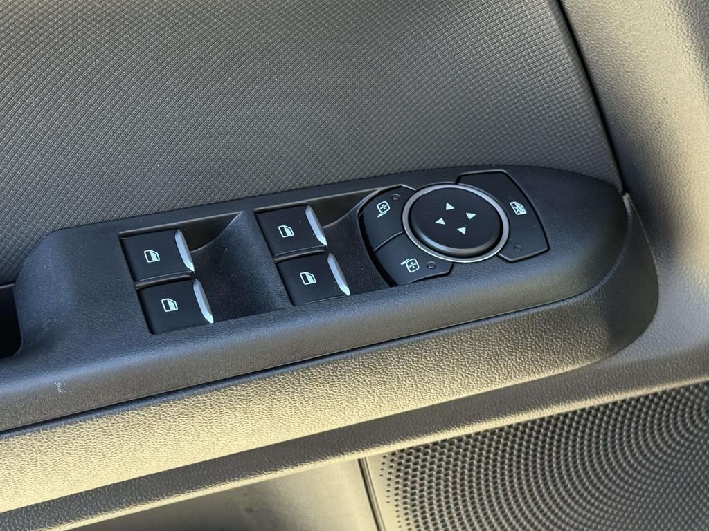 Used 2025 Red Ford Badlands image 30