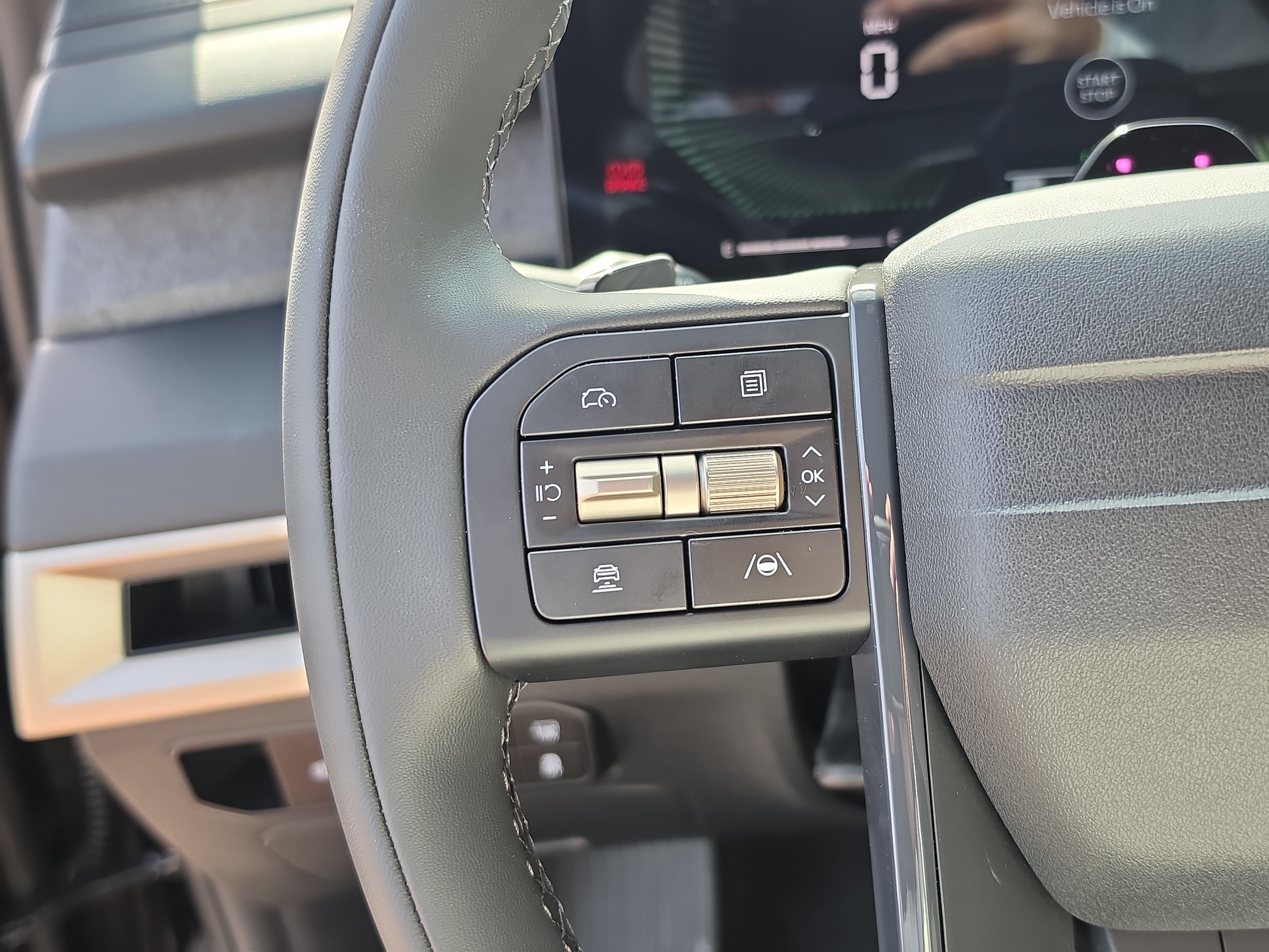 New 2027 Ebony Black Kia S image 30