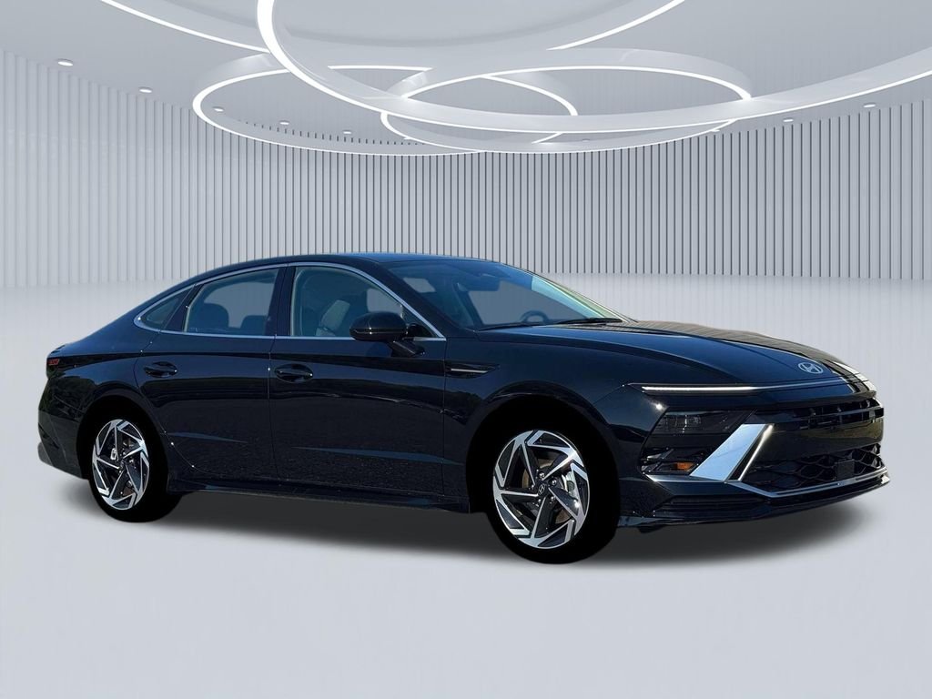 New 2026 Black Hyundai SEL Sport image 10