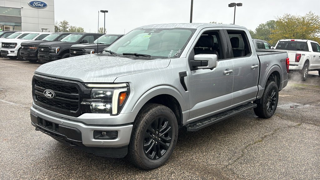 New 2026 Iconic Silver Metallic Ford Lariat image 3