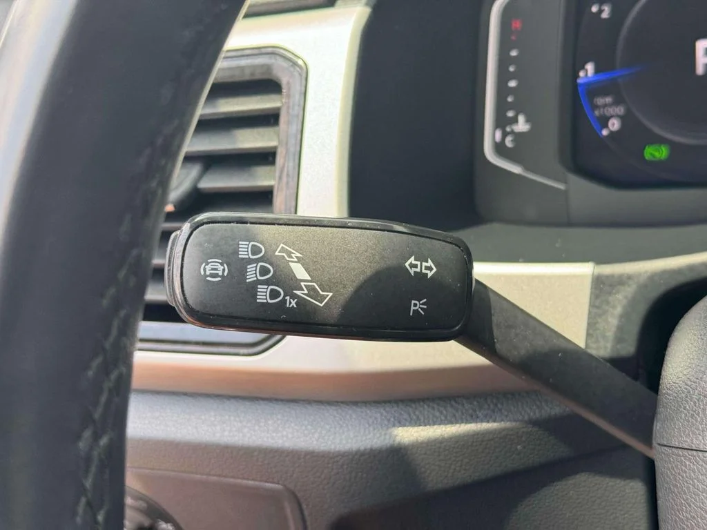 2022 Volkswagen Atlas SEL R-Line Black - Photo 25