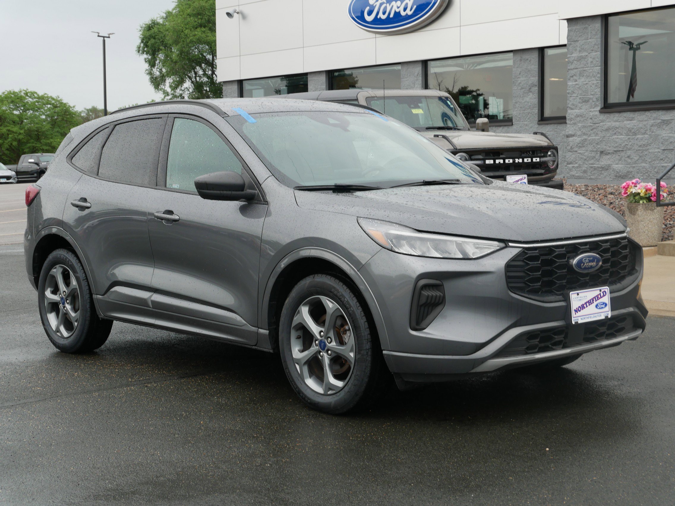 Used 2024 Ford Escape ST-Line with VIN 1FMCU9MN3RUA01656 for sale in Northfield, Minnesota