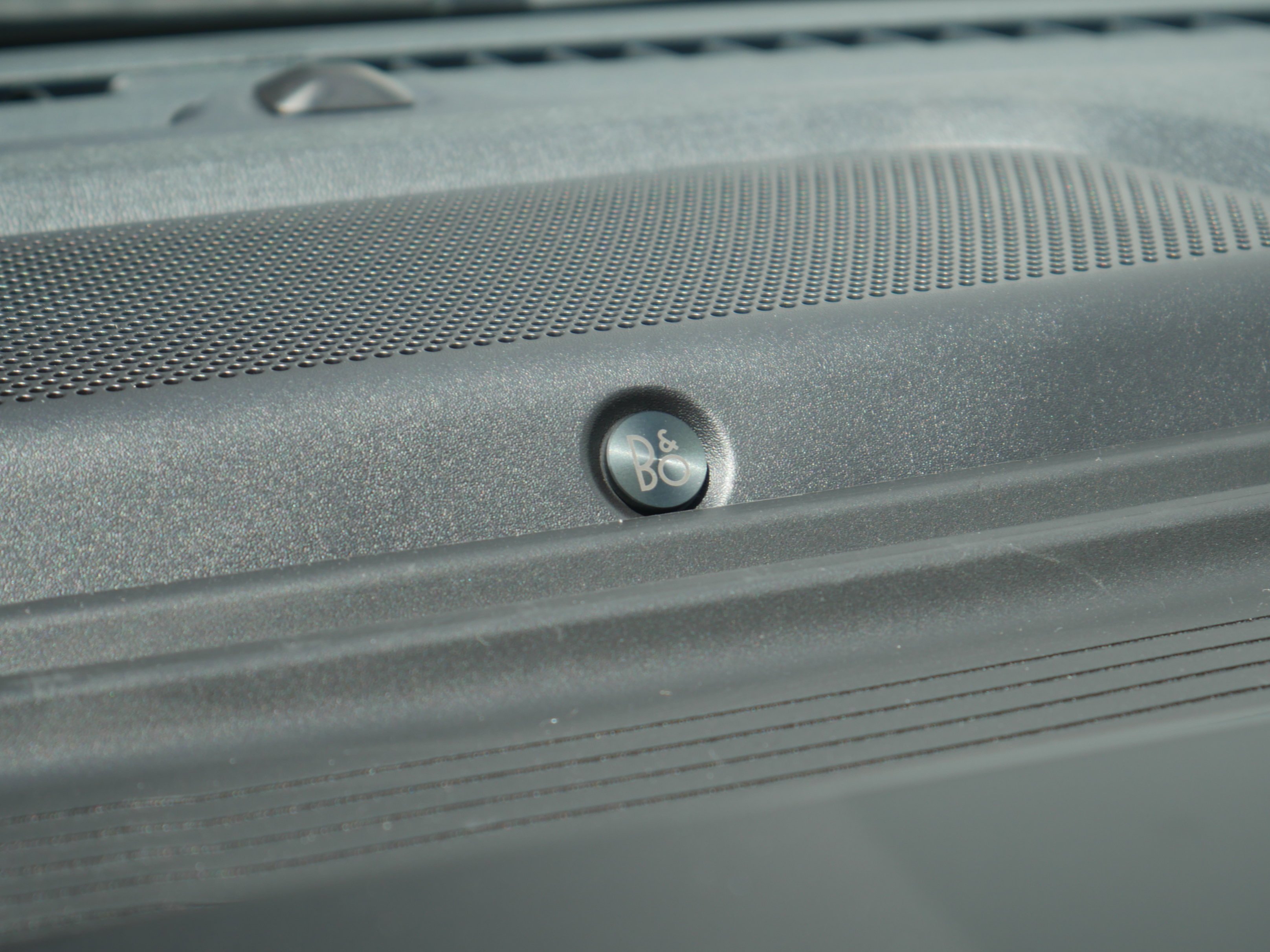 New 2026 Carbonized Gray Metallic Ford F-350® Lariat® image 11