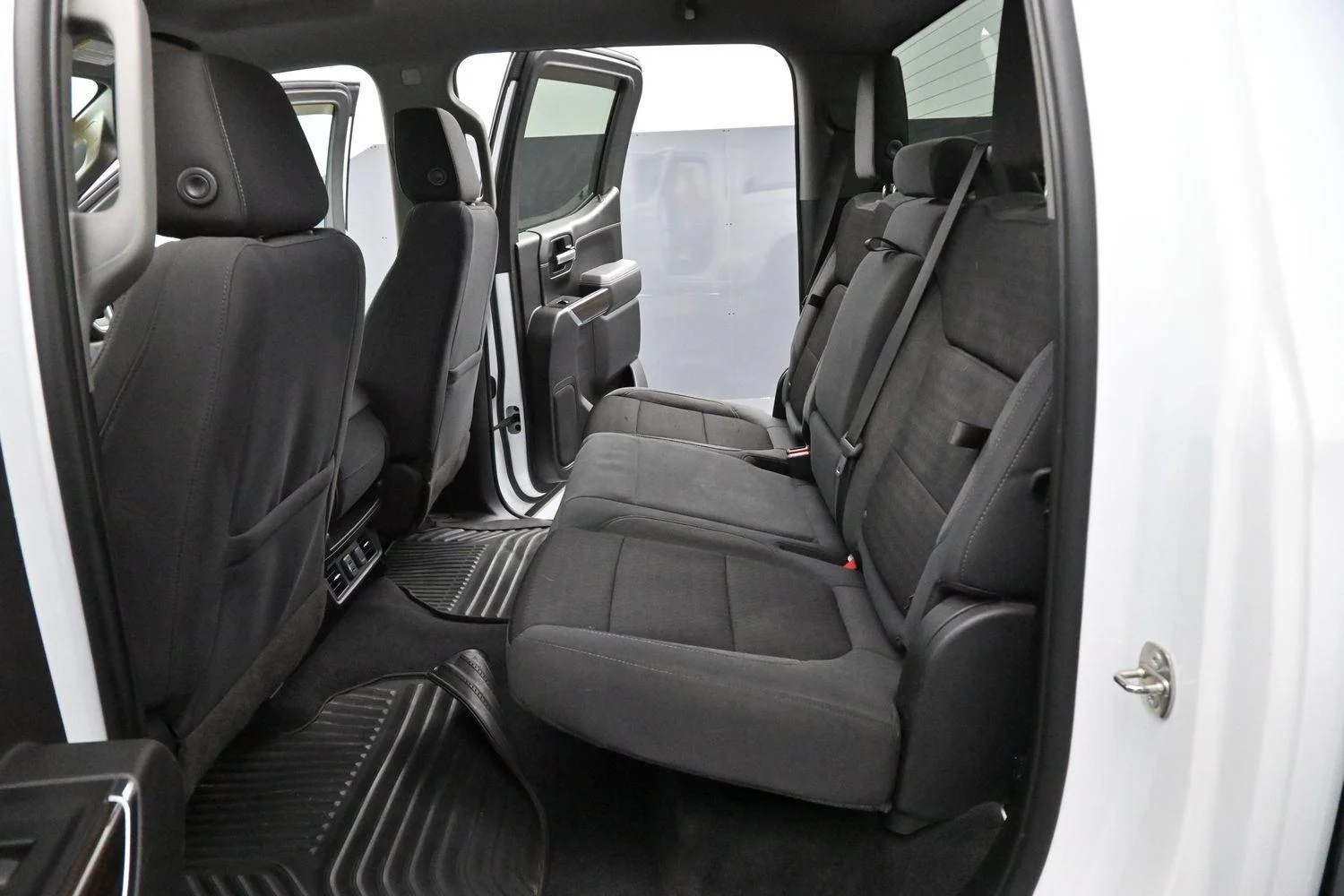 Used 2020 Summit White Chevrolet RST image 29
