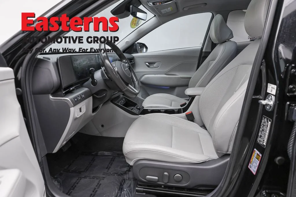 Used 2024 Black Hyundai Limited image 13