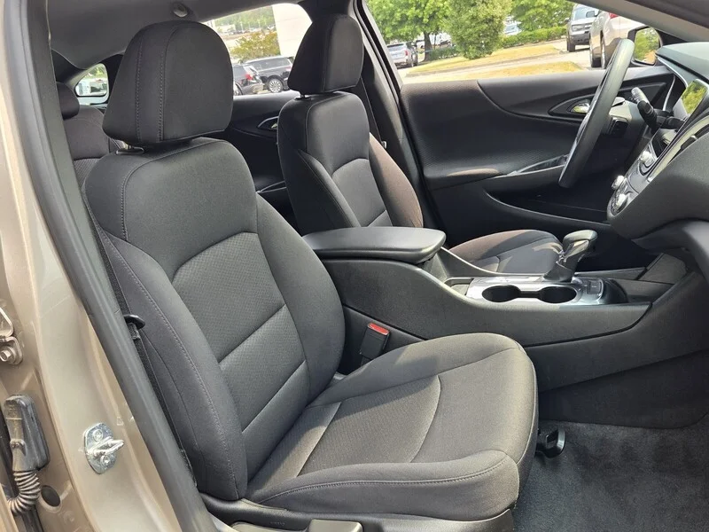 Used 2022 Mineral Gray Metallic CHEVROLET LS image 17