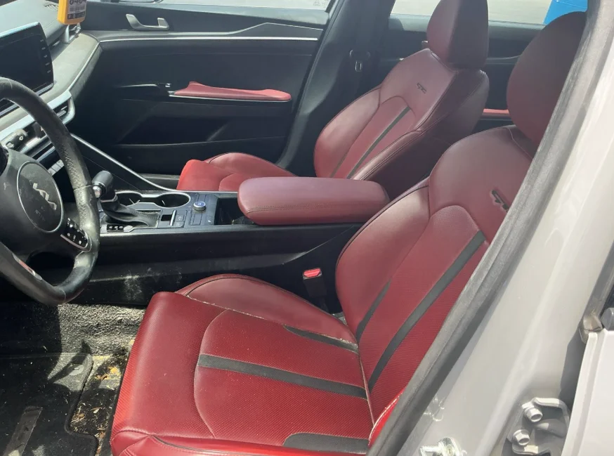 Used 2022 Gray Kia GT-Line image 6