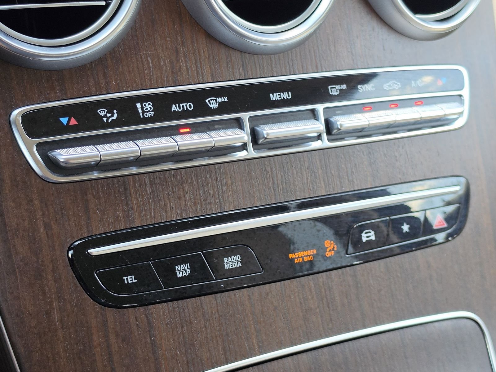 2022 Mercedes-Benz GLC GLC300 - Photo 8