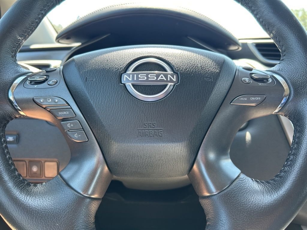 Used 2023 Gray Nissan SV image 24