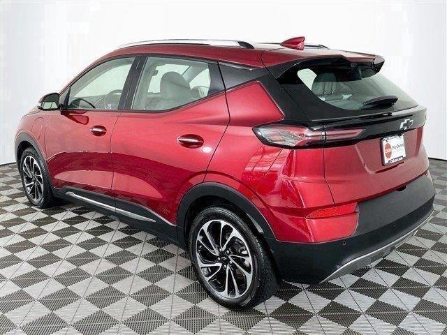 Used 2022 Cherry Red Tintcoat Chevrolet Premier image 6
