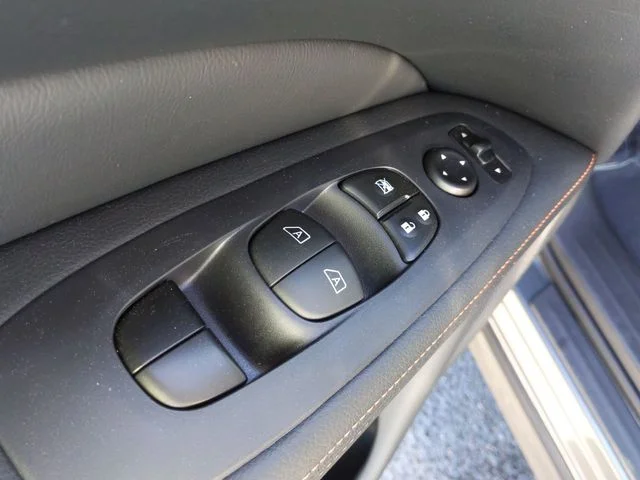 Used 2019 Gray Nissan SV image 14