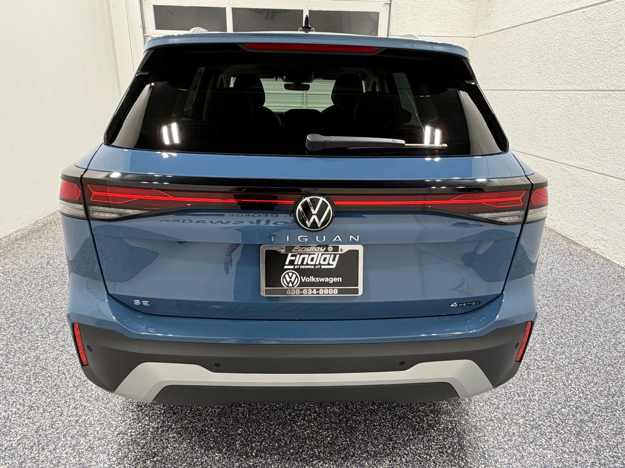 New 2026 Blue Volkswagen SE image 5