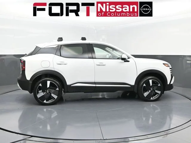 New 2025 White Nissan SR image 8