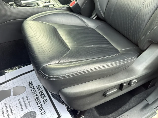 Used 2023 Brown Subaru Touring image 33