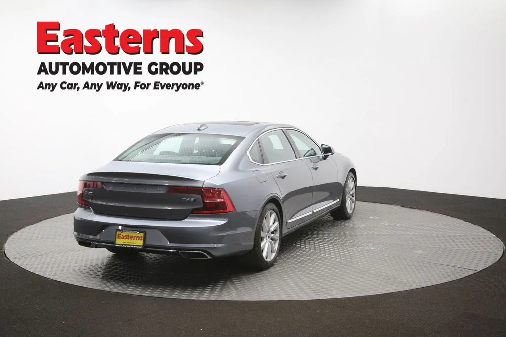 Used 2018 Gray Volvo T6 Inscription image 41