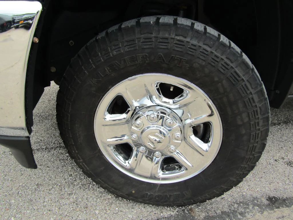 Used 2021 Gray Ram Tradesman image 24