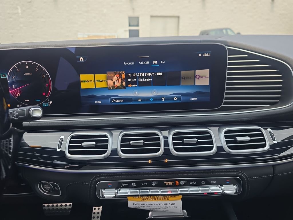 New 2026 Obsidian Black Metallic Mercedes-Benz GLE 350 image 18