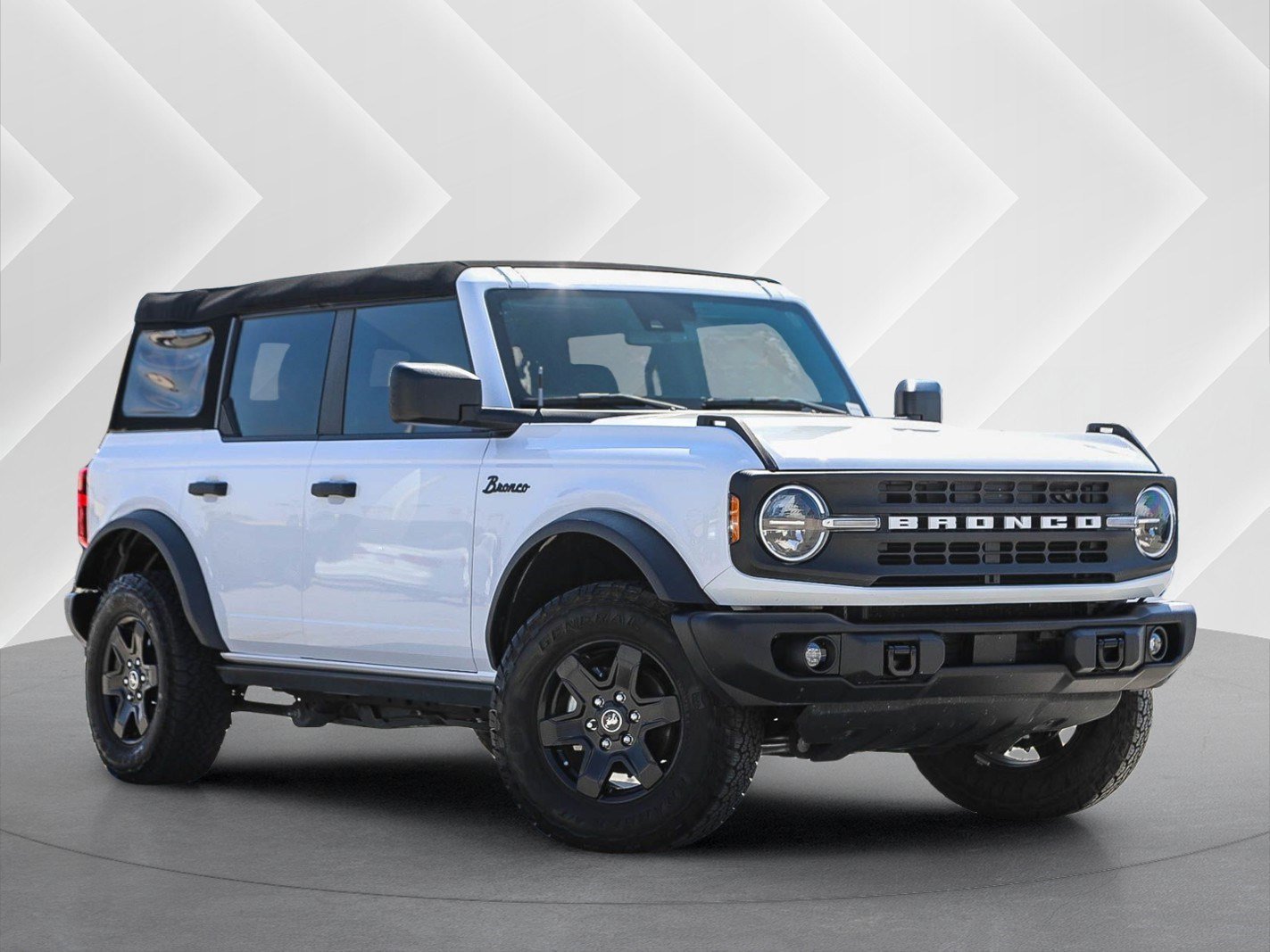 2024 Ford Bronco Black Diamond Mid (322A) 4x4's photo