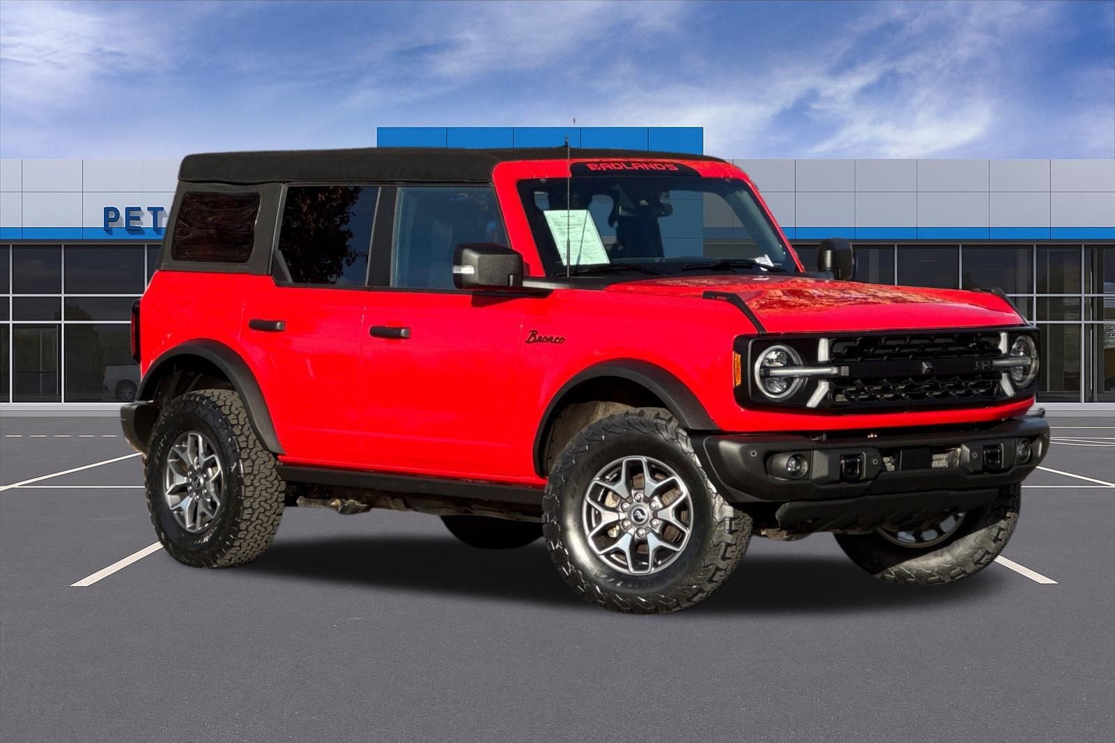 Used 2023 Red Ford Badlands image 2