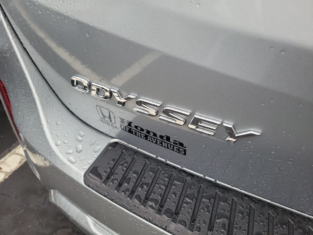 2026 Honda Odyssey Touring - Photo 15