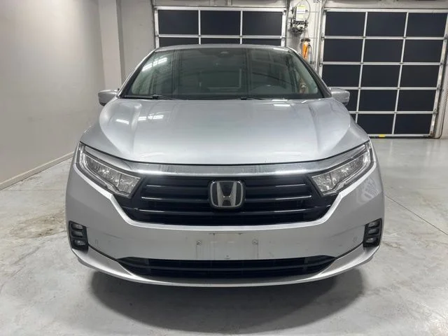Used 2023  Honda Touring image 2