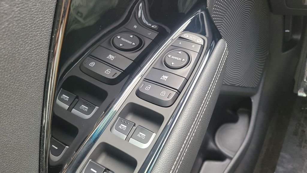 2022 Kia Niro EX - Photo 18