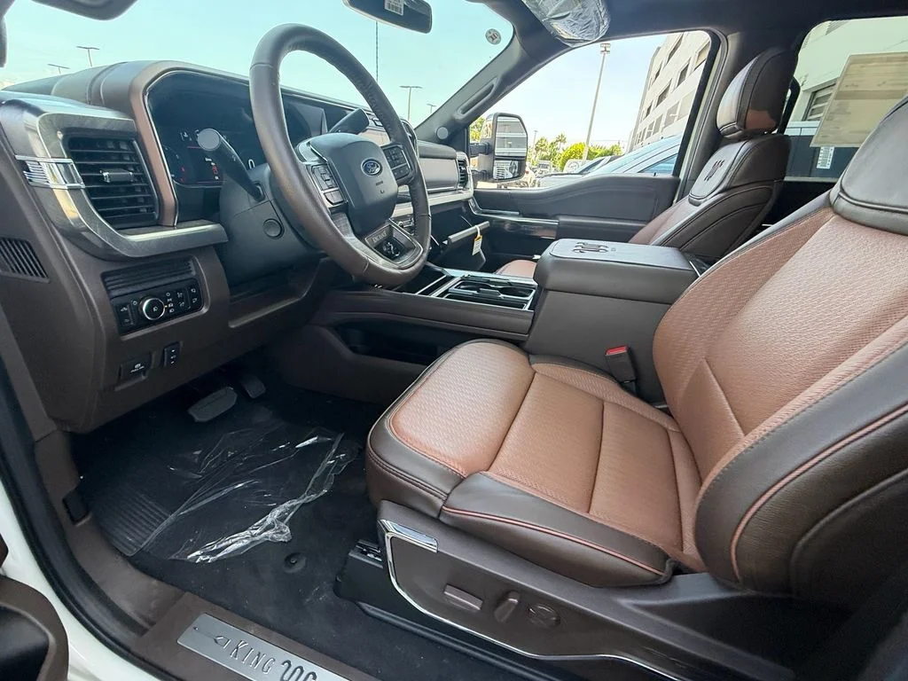 New 2027 White Ford King Ranch image 9