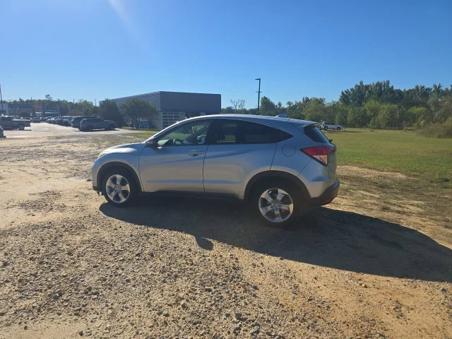 Used 2016  Honda EX image 4