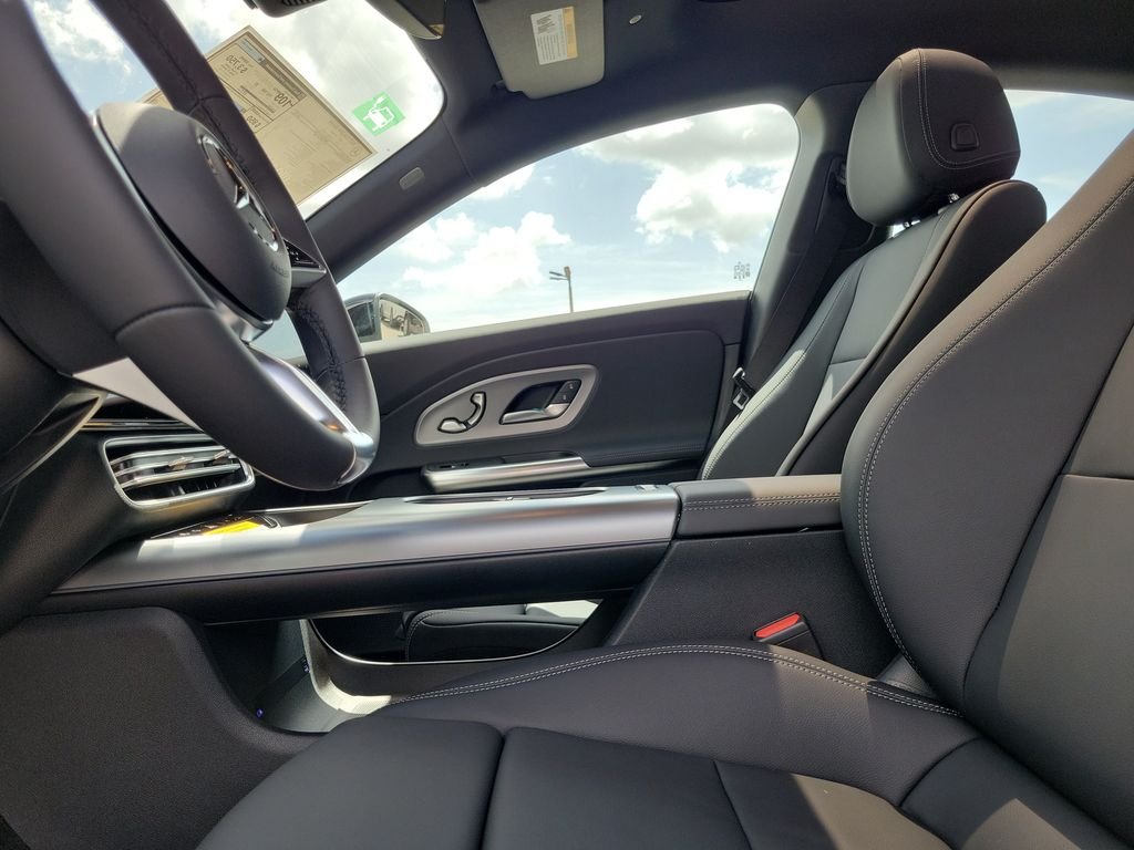 New 2027 Polar White Mercedes-Benz CLA 250+ image 22
