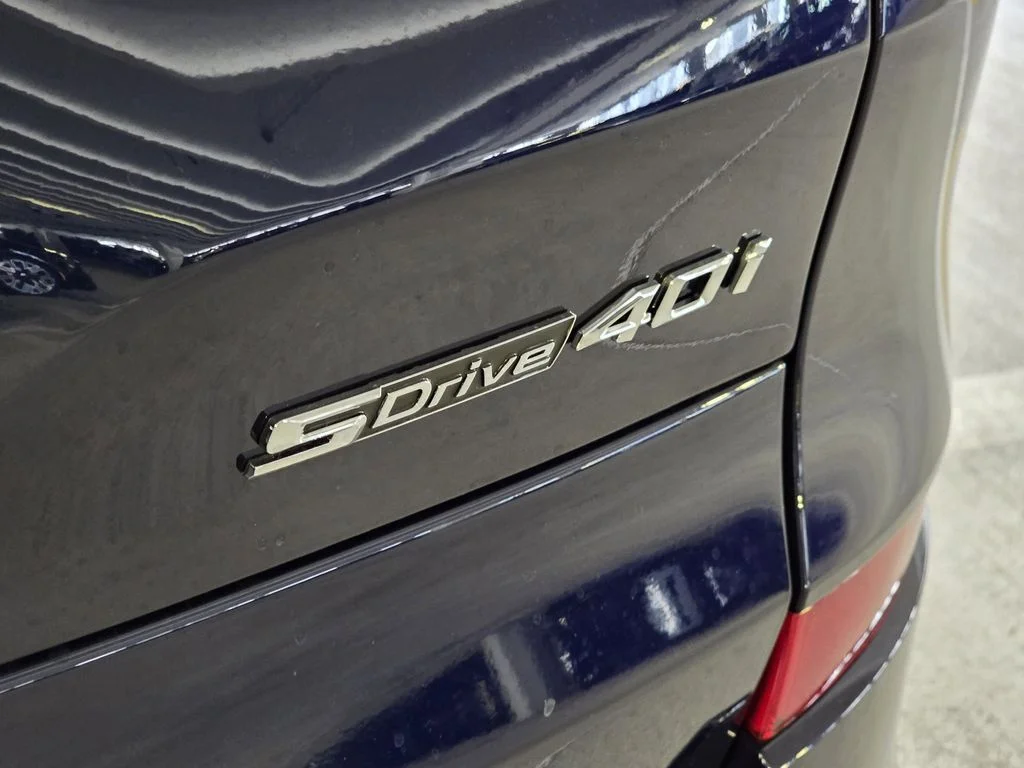 New 2026 Blue BMW sDrive40i image 7