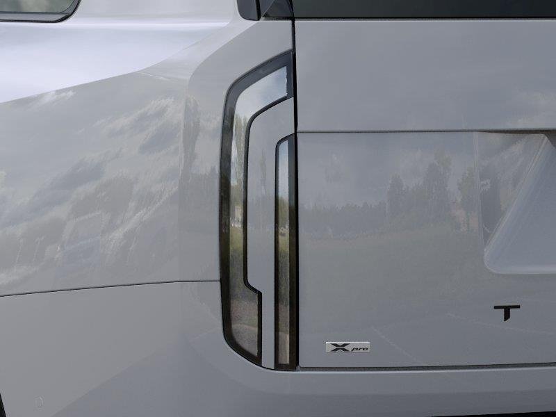 New 2027 Wolf Gray Kia X-Pro SX Prestige image 11