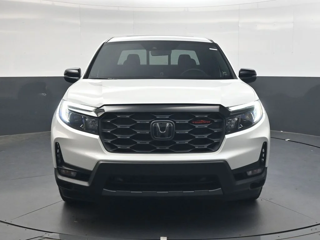 Certified Used 2026 Platinum White Pearl Honda TrailSport image 9