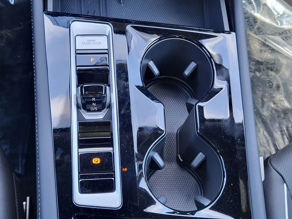 2025 Volkswagen Atlas Cross Sport SEL Premium R-LINE - Photo 14