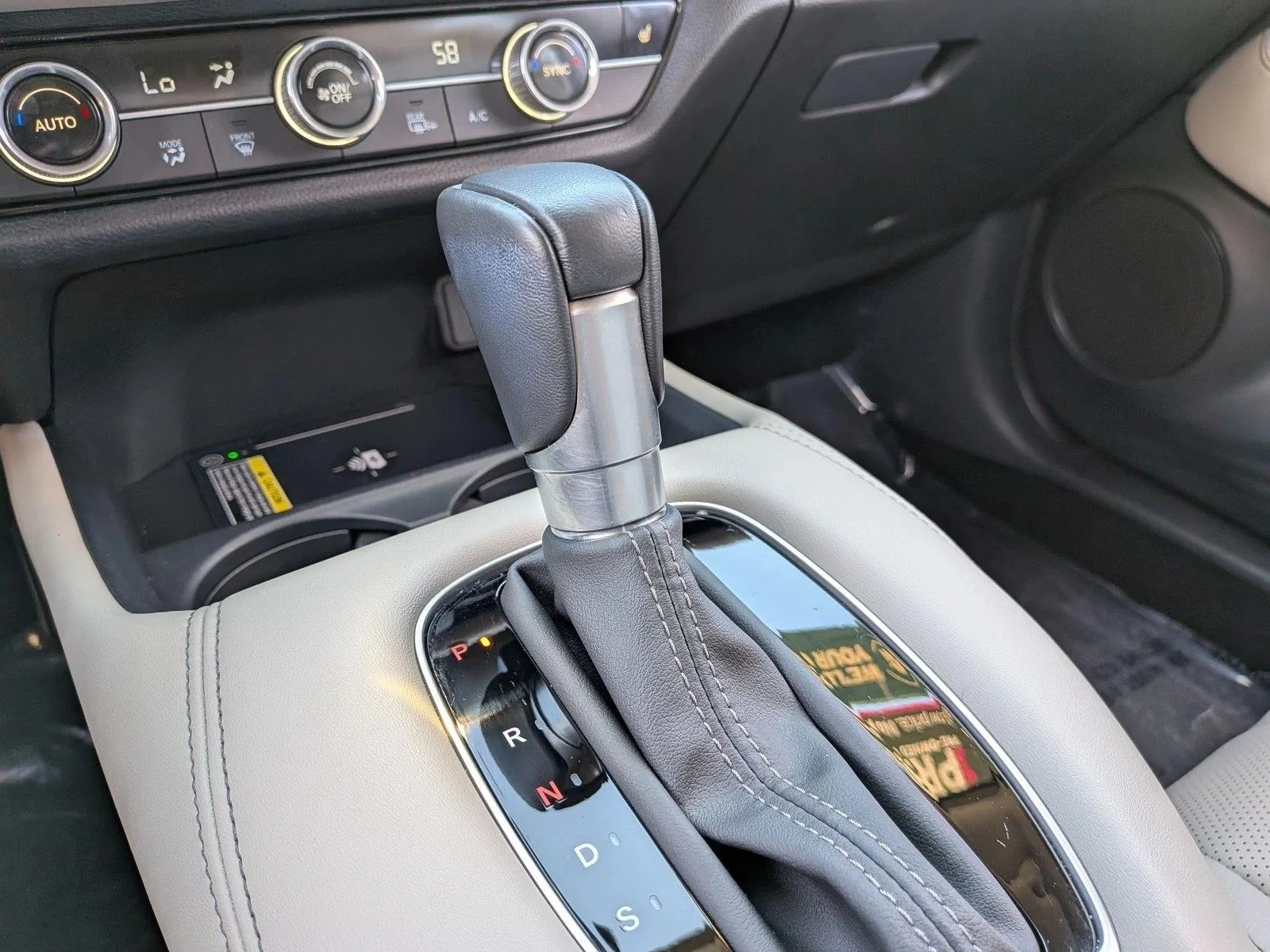 Used 2024 Blue Honda EX-L image 14