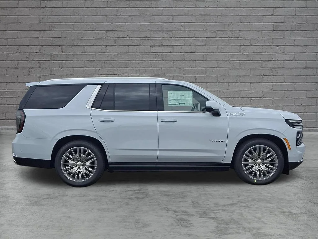 New 2026 Polar White Tricoat Chevrolet High Country image 9