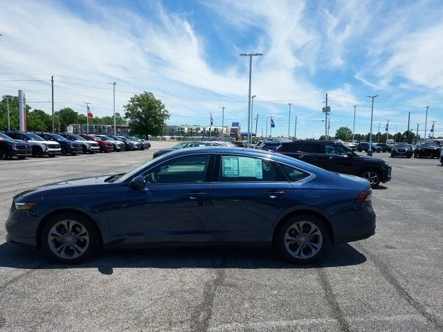 Used 2024 Blue Honda EX image 9