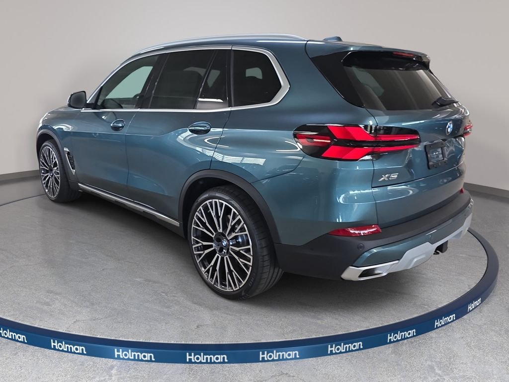 New 2026 Blue Ridge Mountain Metallic BMW sDrive40i image 7