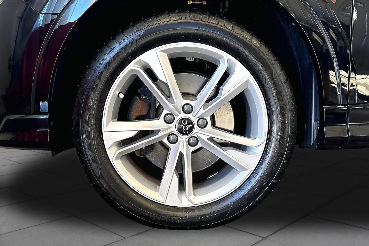 Used 2024 Mythos Black Metallic Audi S line Premium image 11