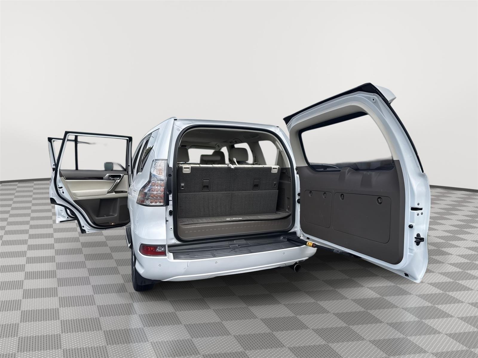 Used 2018 Starfire Pearl Lexus GX 460 Premium image 28