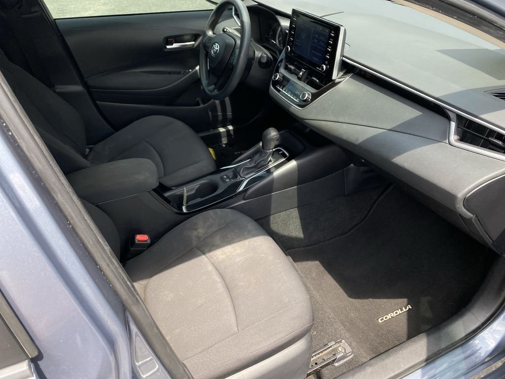 Used 2021 Celestite Toyota LE image 29