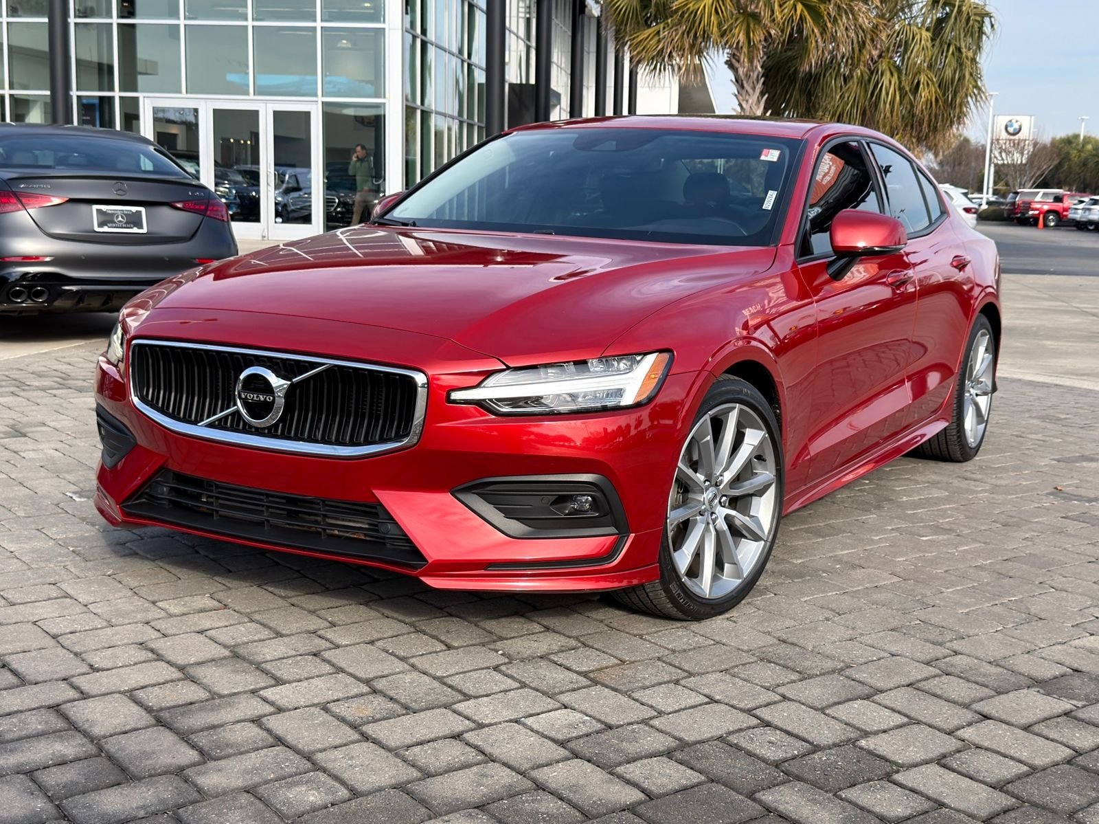 2021 Volvo S60 Momentum
