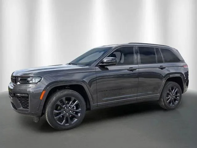 New 2026 Baltic Gray Metallic Clear-Coat Exterior Paint Jeep Limited image 28