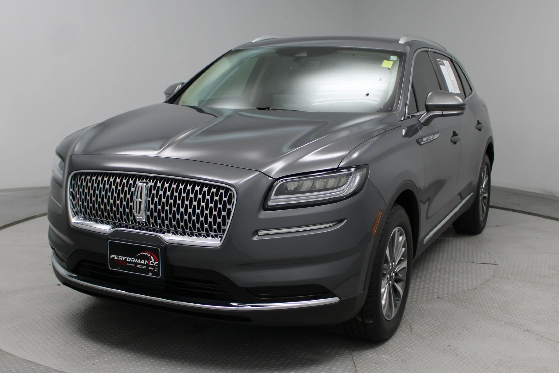 Used 2021 Asher Gray Lincoln Standard FWD image 32