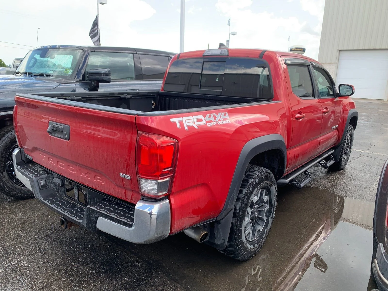 Used 2017 Barcelona Red Metallic Toyota SR5 image 2