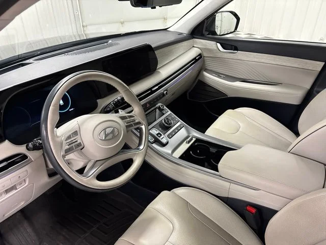 Used 2023 Black Hyundai Calligraphy image 8