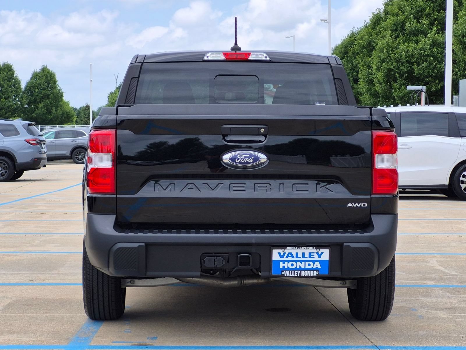 Used 2023 Shadow Black Ford LARIAT image 7