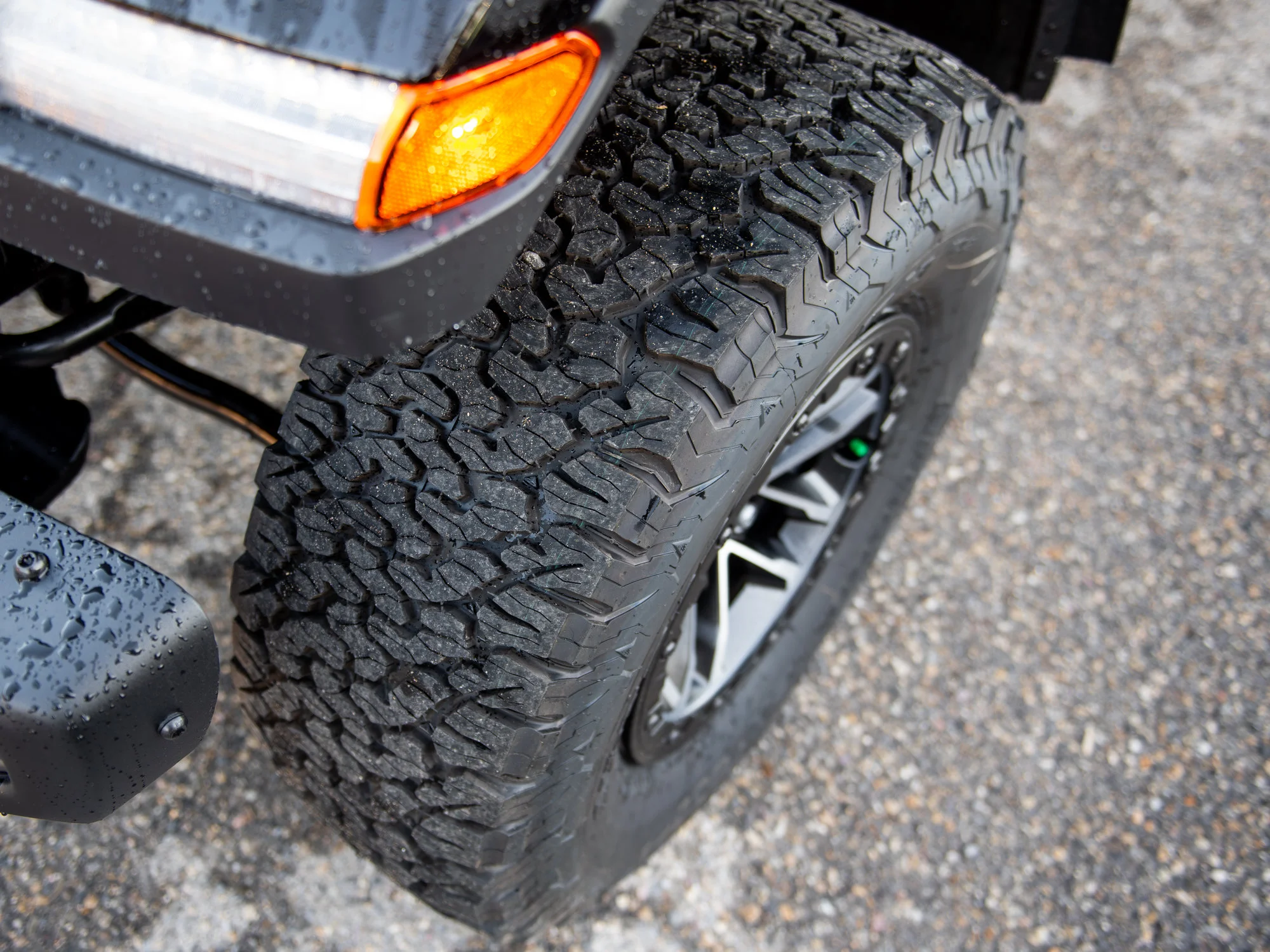 New 2027 Black Jeep Rubicon X* 4 Door 4x4, Sky 1 Touch Pwr Top, 35 Inch Tires, Nappa Leather image 2
