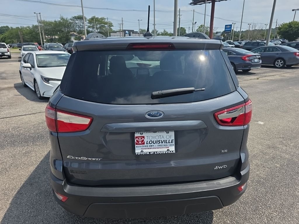 Used 2020  Ford SE image 6