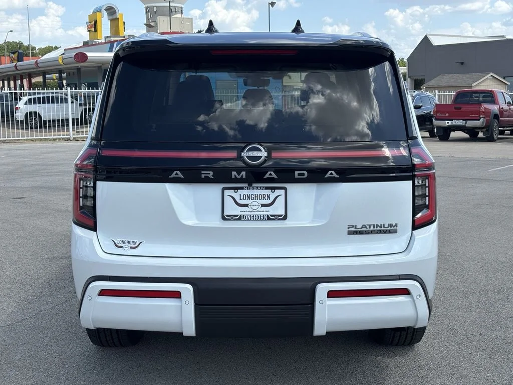 New 2026 White Nissan Platinum Reserve image 4